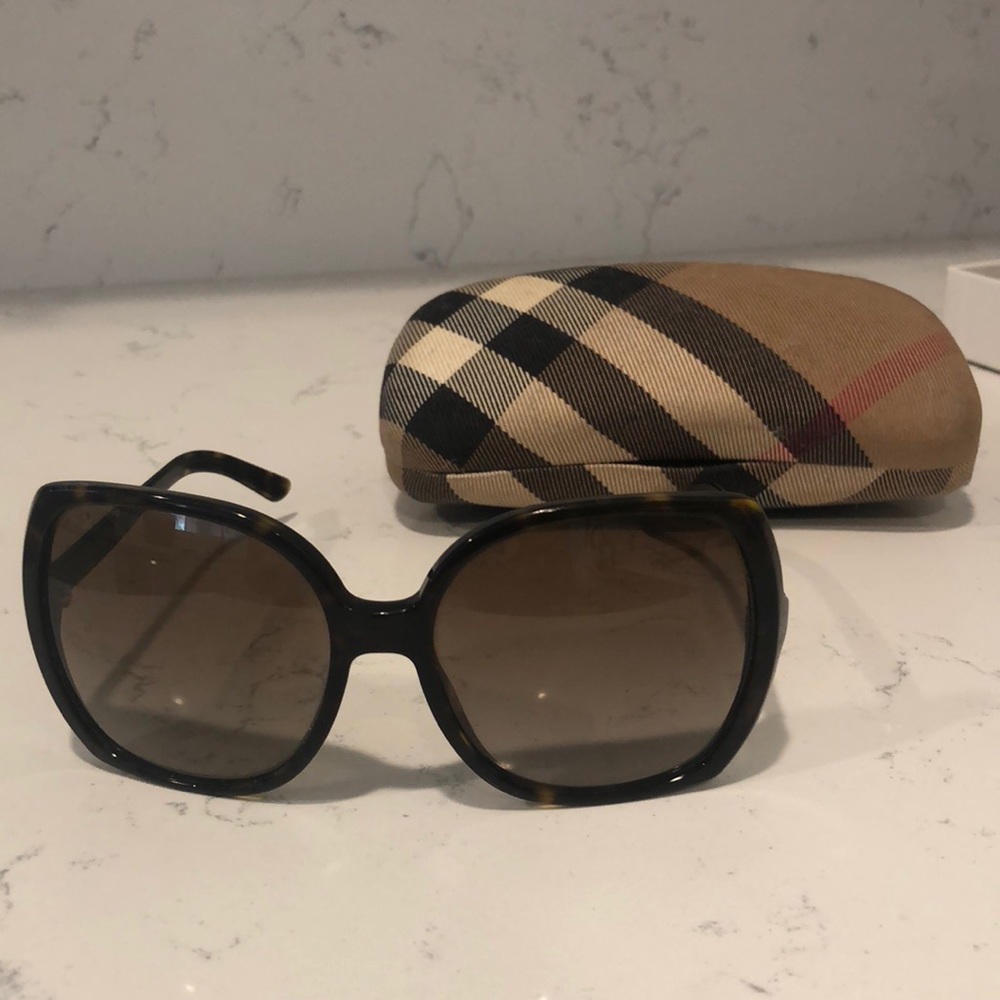 Burberry oversized sunglasses for women